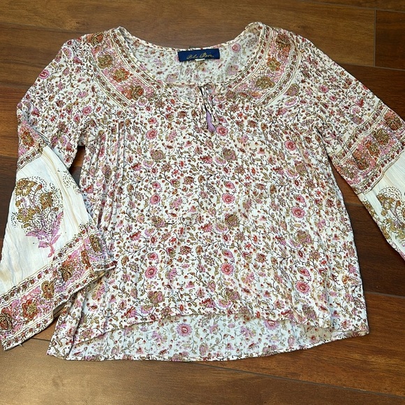 Blue Rain Women’s Long Sleeve Blouse Size XS Pink Floral Pattern - Picture 1 of 6